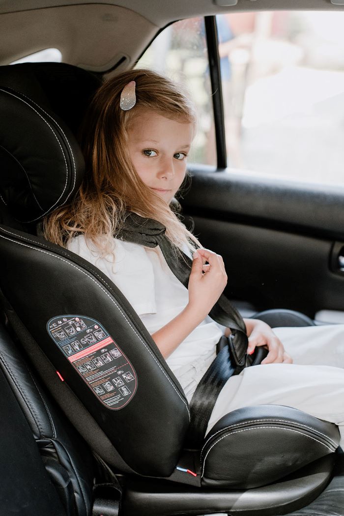 Eine Vereinigung von Freunden aus der Kindheit. Treffen über Gesundheit und Freude 8